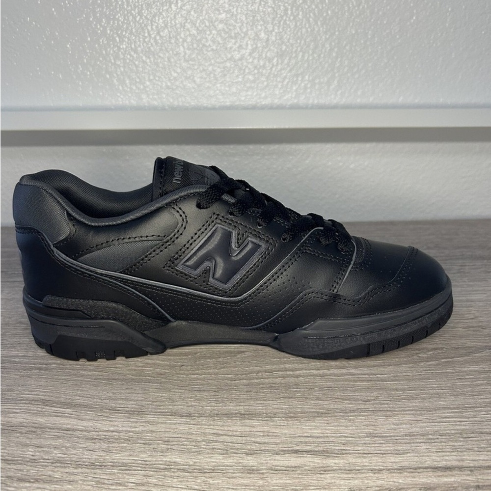 New Balance Men's All-Black Sneakers